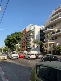Great opportunity! Apartment with Balcony and Mamad in city center