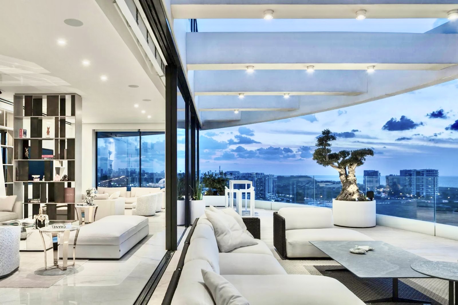 Luxury Real Estate Journalism Israel